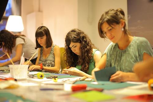 Kirei - Manualidades Japonesas - Modelado de flores - Curso manualidades Barcelona