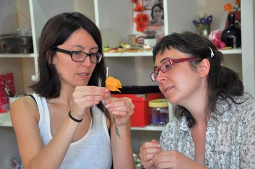 Kirei - Manualidades Japonesas - Modelado de flores - Curso manualidades Barcelona